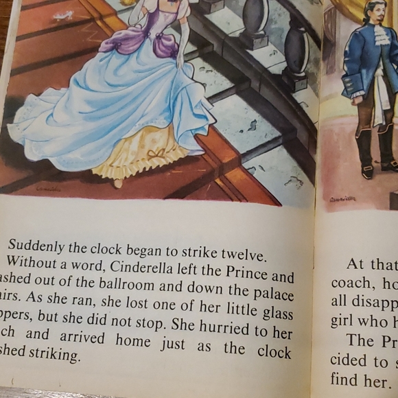 "Cinderella" VERY Vintage Beautiful 1967 Paperback Book Finland Beautiful - Picture 8 of 16